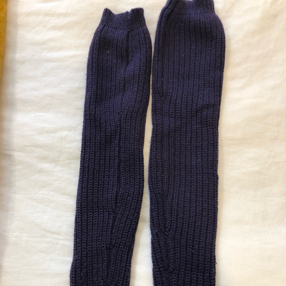 Purple lululemon leg warmers